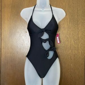 ✨NWT✨ black one piece swimsuit XS